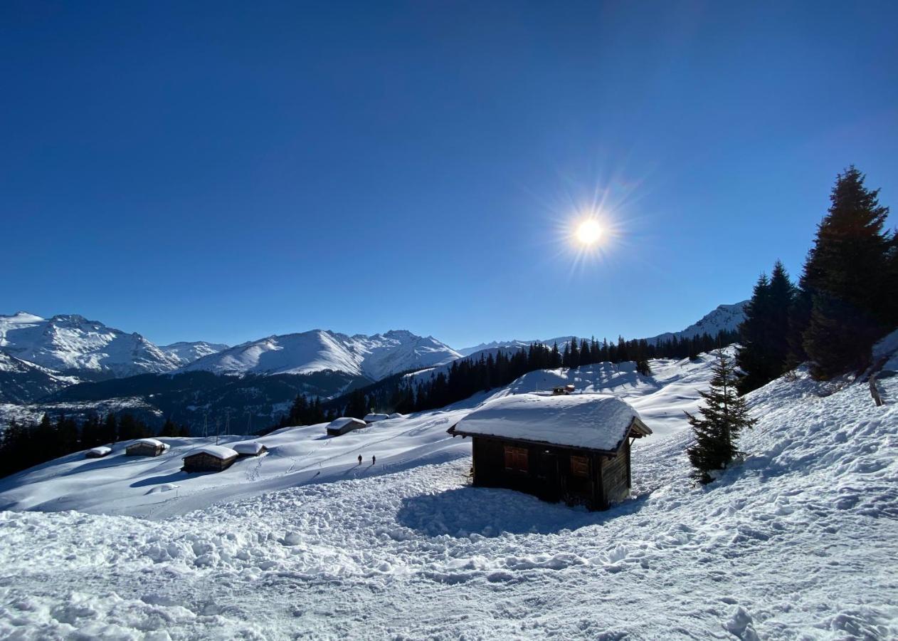 Ferienwohnung Dorfzentrum Disentis Esterno foto